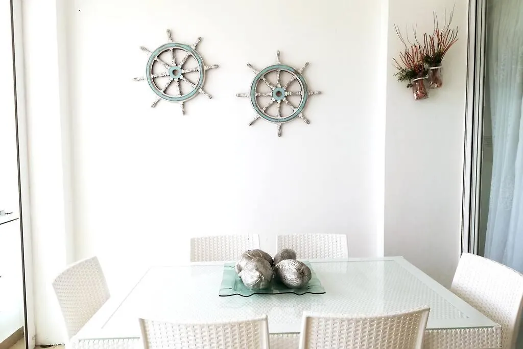 Beach Apartment - Marbella, Juan Dolio!! Getaway Offer!! 0*,